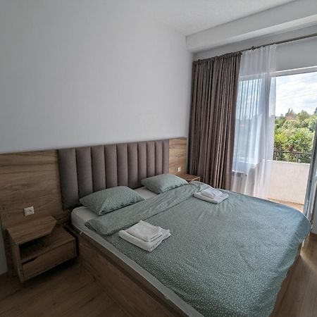 Brand New Apartment In Kutaisi Esterno foto