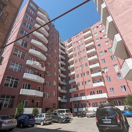 Brand New Apartment In Kutaisi Esterno foto