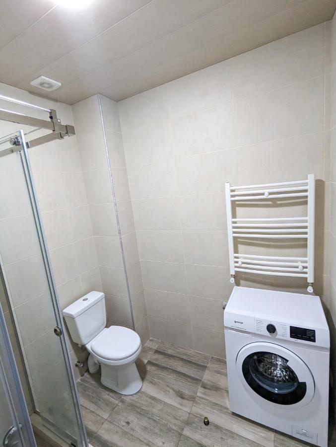 Brand New Apartment In Kutaisi Esterno foto
