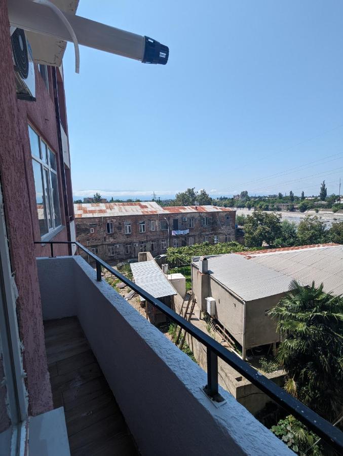Brand New Apartment In Kutaisi Esterno foto