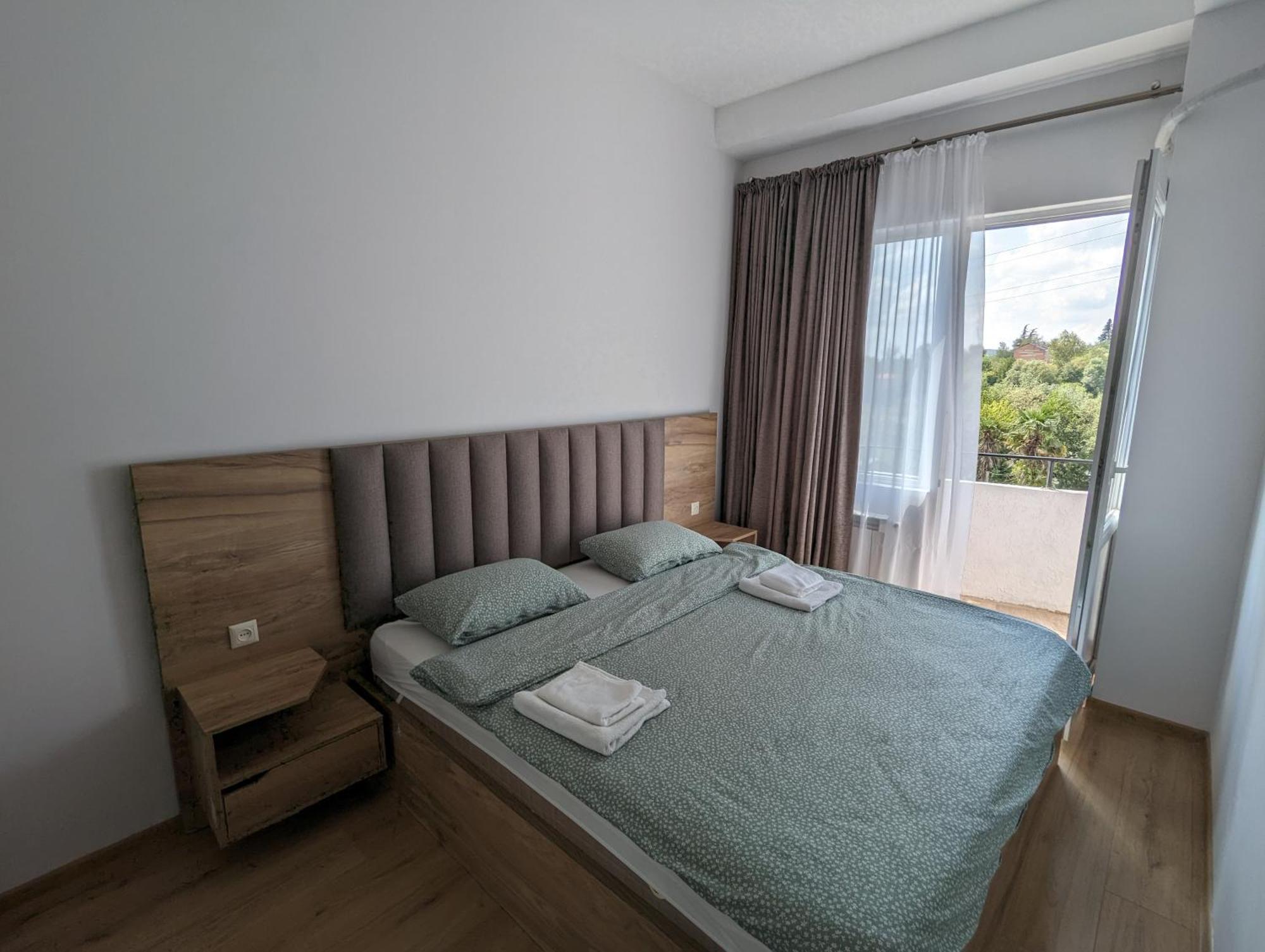 Brand New Apartment In Kutaisi Esterno foto